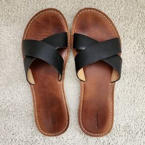 Olukai Slides Black Size 7